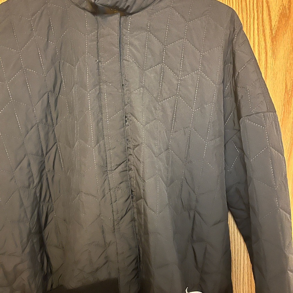 Nike Black Quilted Puffer Jacket - Picture 2 of 3